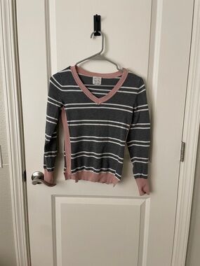 Striped V-Neck Sweater in Charcoal Gray & Dusty Pink